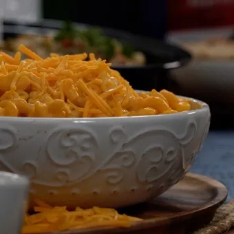 Step 3: serve a hot prepared meal